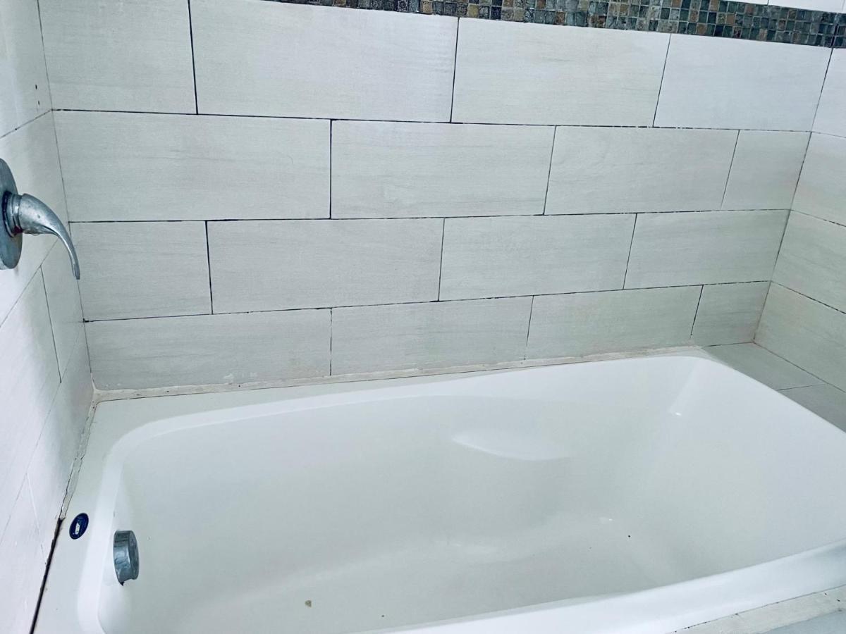 Punta Me Apartments & Rooms In Punta Sam Ferry Beach 칸쿤 외부 사진