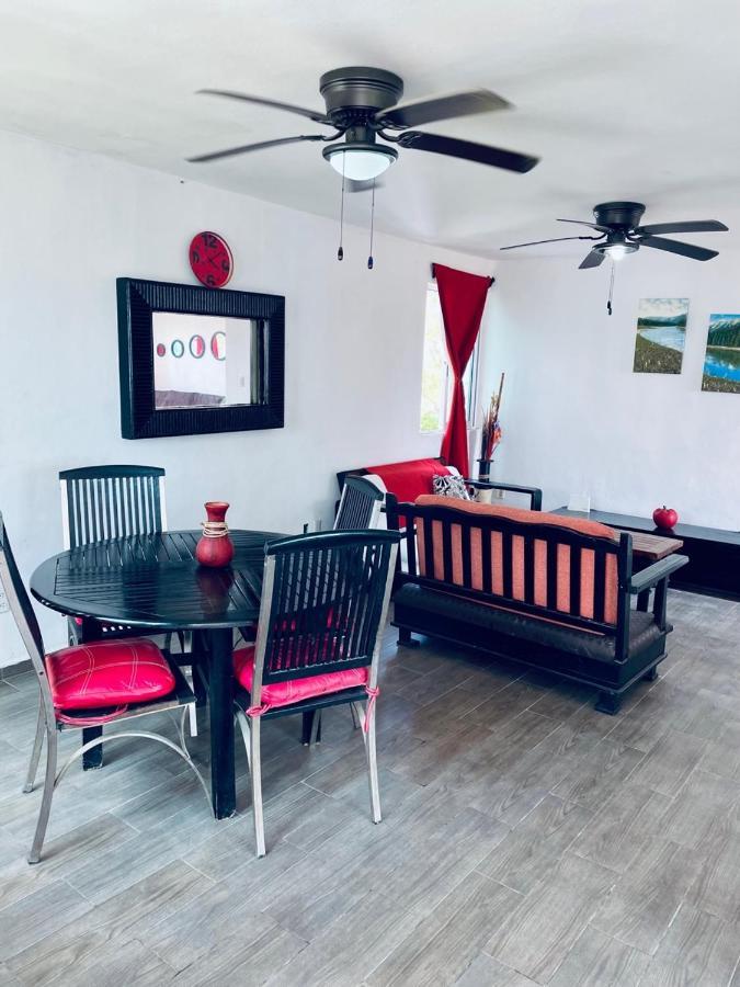 Punta Me Apartments & Rooms In Punta Sam Ferry Beach 칸쿤 외부 사진